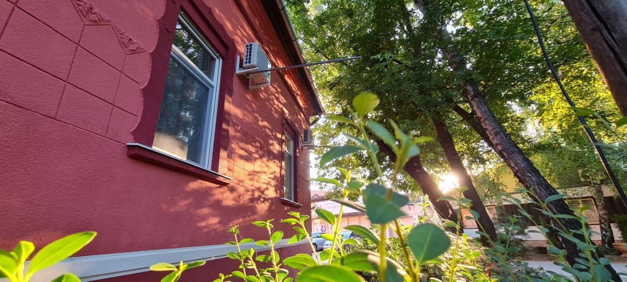 Kvija Rooms Subotica Bagian luar foto