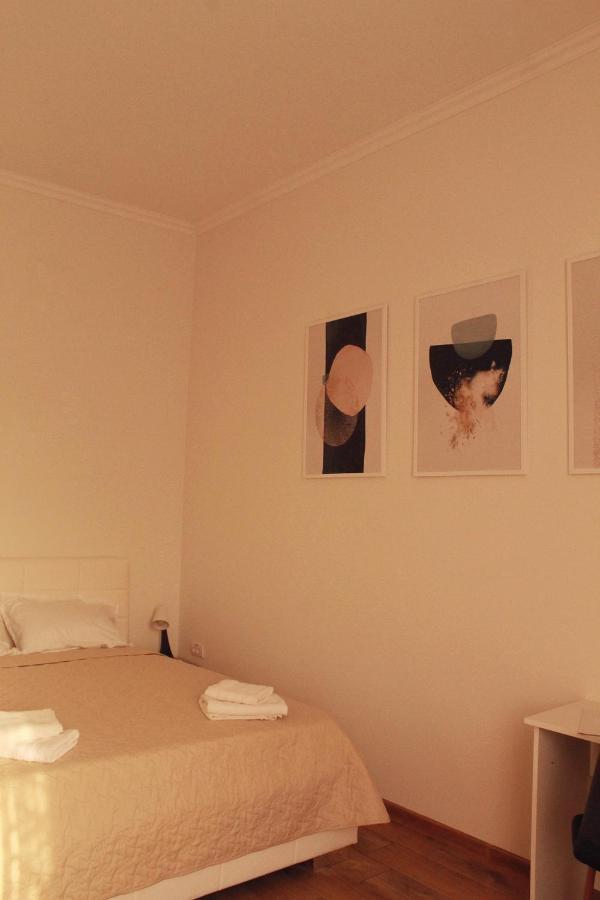Kvija Rooms Subotica Bagian luar foto